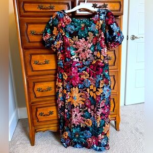 Ivy City Co Showstopper Sequin Midi Cocktail Dress Floral size L